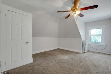 127 S Burnett St R7 East Orange NJ 07018