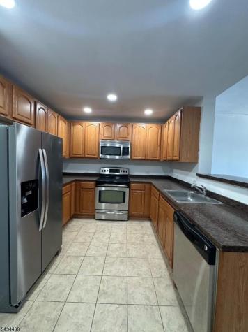1 Carriage City Plaza Rahway NJ 07065