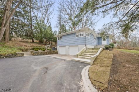 427 Meyersville Road Long Hill NJ 07933