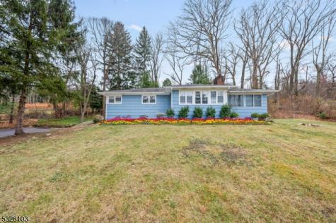 427 Meyersville Road Long Hill NJ 07933