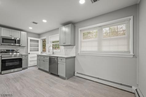 427 Meyersville Road Long Hill NJ 07933