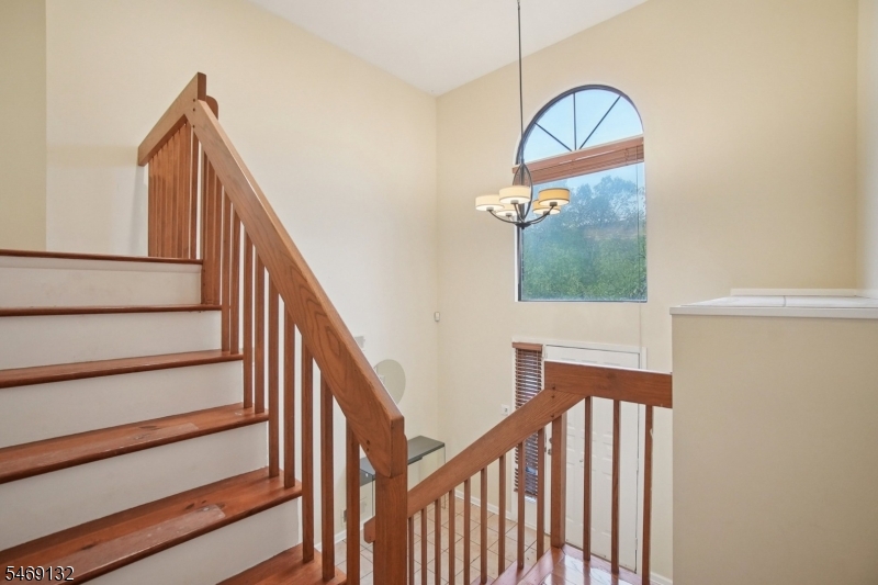31 Castle Ridge Drive East Hanover NJ 07936