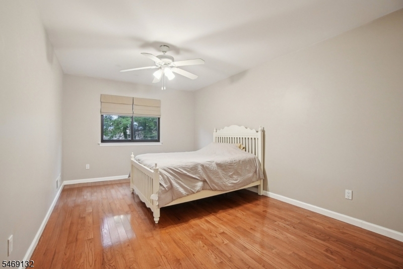 31 Castle Ridge Drive East Hanover NJ 07936