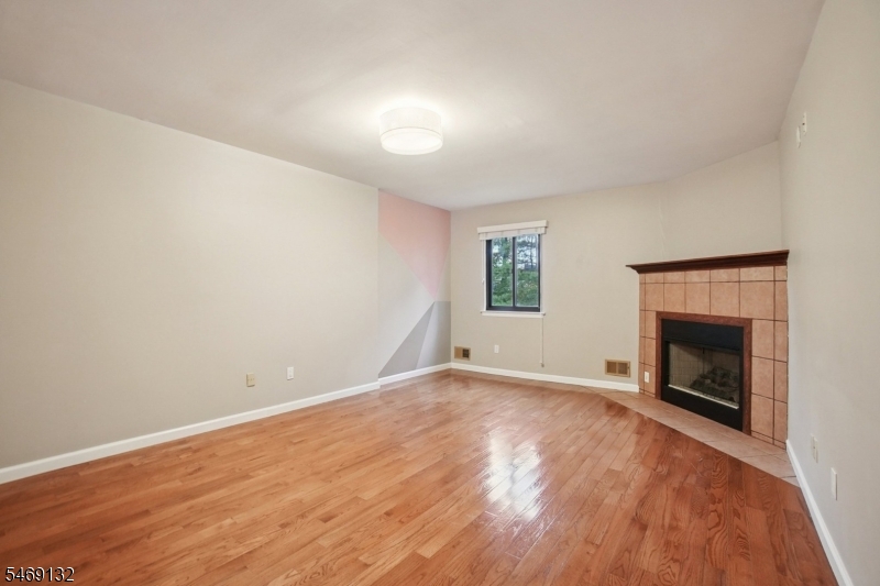 31 Castle Ridge Drive East Hanover NJ 07936