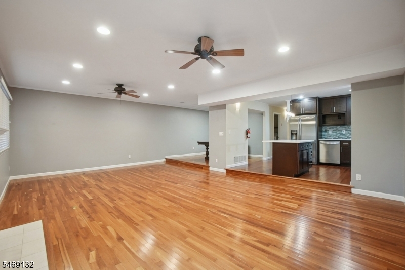 31 Castle Ridge Drive East Hanover NJ 07936