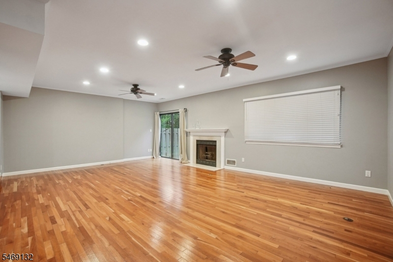 31 Castle Ridge Drive East Hanover NJ 07936