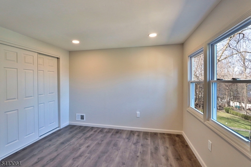 75 Nolans Point Road Jefferson NJ 07849