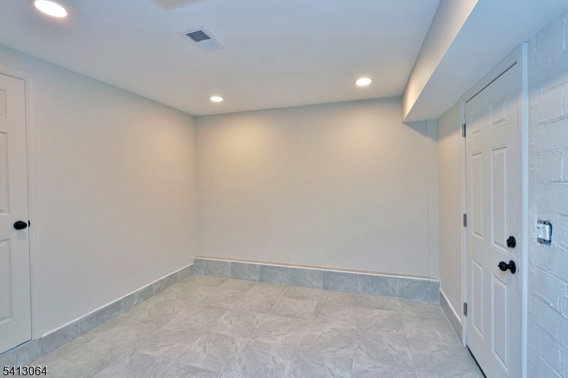 75 Nolans Point Road Jefferson NJ 07849
