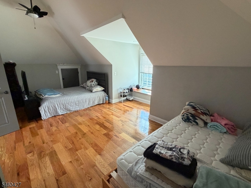 415 E 3rd Avenue Roselle NJ 07203