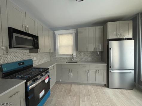 29 Linden Avenue East Orange NJ 07018