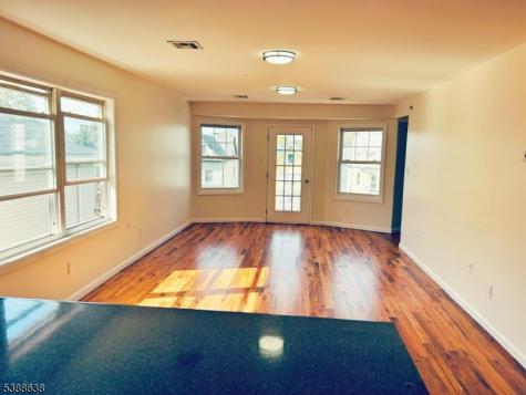 98 S Burnett Street East Orange NJ 07018