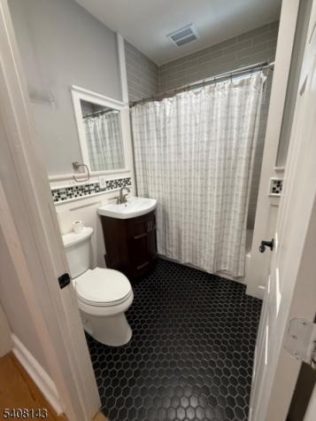 28 Sabina Street Little Ferry NJ 07643