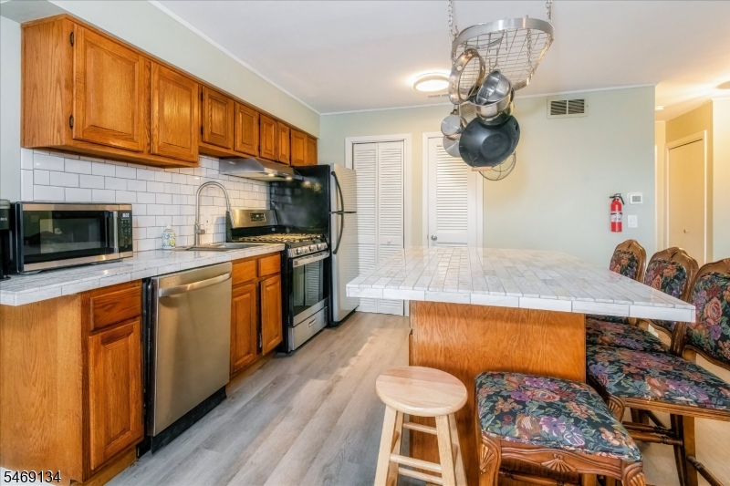 2 Davos Drive Vernon NJ 07462
