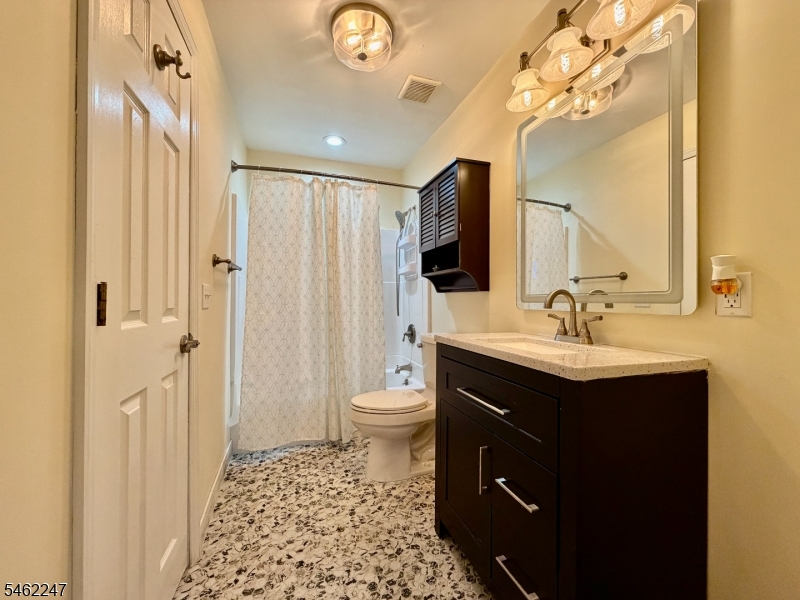727 Joralemon Street Belleville NJ 07109