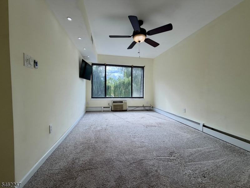 727 Joralemon Street Belleville NJ 07109