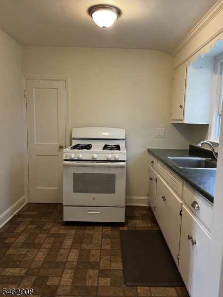 299 Concord Avenue Union NJ 07083