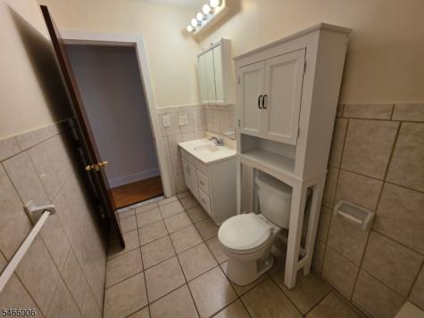 71 Cedar Avenue 2nd Fl Montclair NJ 07042