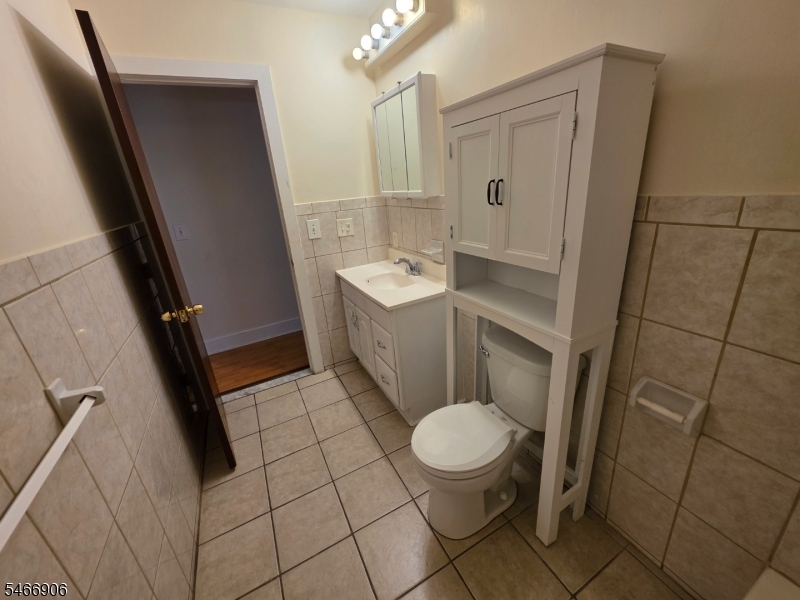71 Cedar Avenue 2nd Fl Montclair NJ 07042