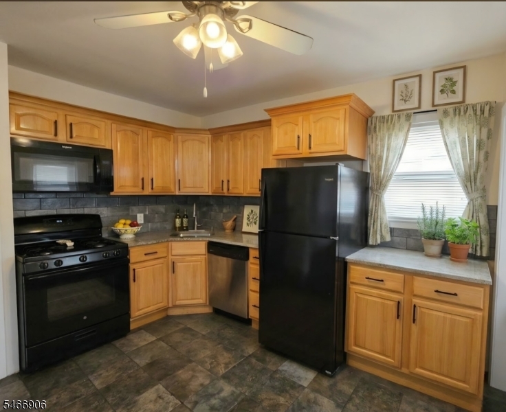 71 Cedar Avenue 2nd Fl Montclair NJ 07042