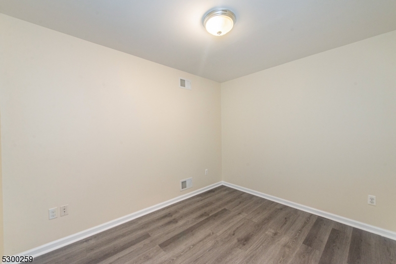 21 Walsh Road Franklin NJ 07416