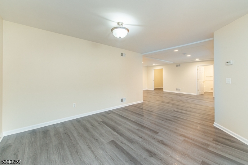 21 Walsh Road Franklin NJ 07416