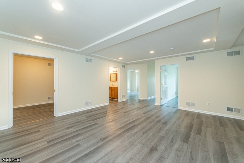 21 Walsh Road Franklin NJ 07416