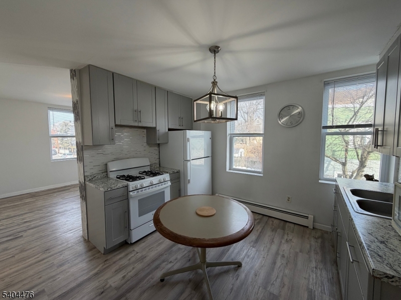 114 Center St, Unit 4 Clifton NJ 07011