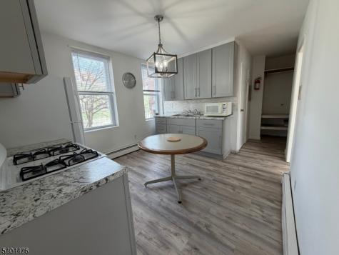 114 Center St, Unit 4 Clifton NJ 07011