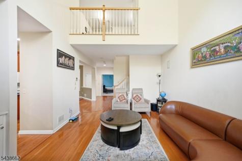 61 Schweinberg Drive Roseland NJ 07068
