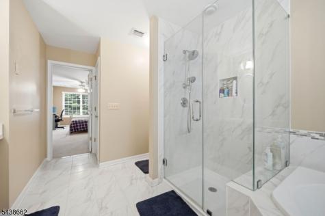 61 Schweinberg Drive Roseland NJ 07068
