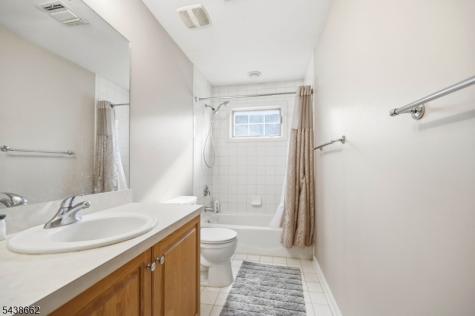 61 Schweinberg Drive Roseland NJ 07068