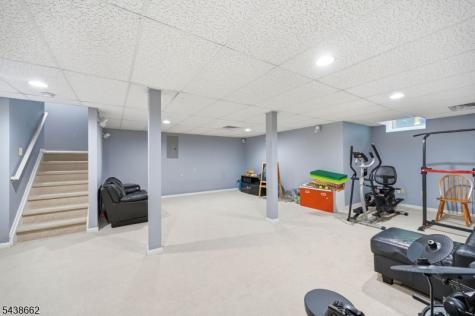 61 Schweinberg Drive Roseland NJ 07068