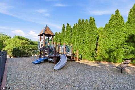 61 Schweinberg Drive Roseland NJ 07068
