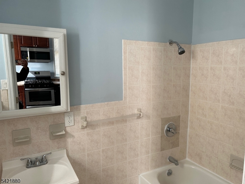 150 Stuyvesant Avenue Newark NJ 07106