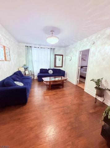 52 Brookdale Avenue Newark NJ 07106