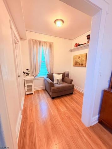 52 Brookdale Avenue Newark NJ 07106
