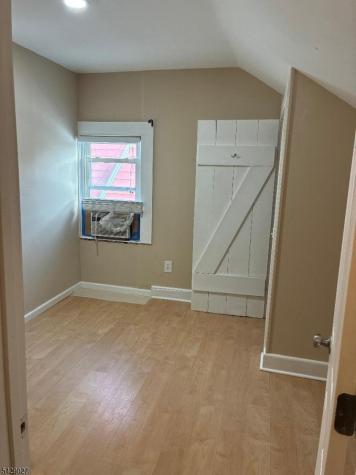305 Penfield Place Dunellen NJ 08812