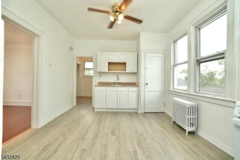 428 N 12th St Unit 3 Newark NJ 07107