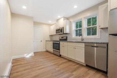 13 Maple Street Milford NJ 08848