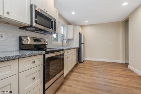 13 Maple Street Milford NJ 08848
