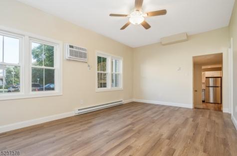 13 Maple Street Milford NJ 08848