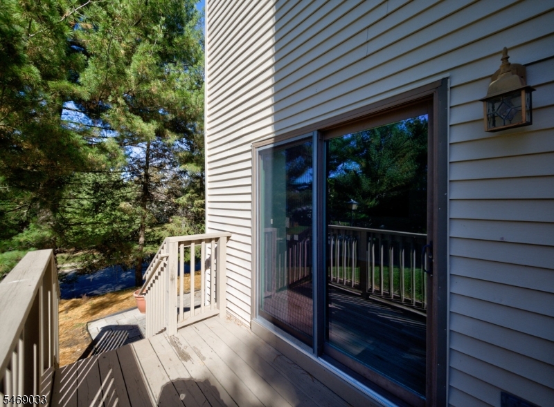 16 Cedar Court Raritan NJ 08822