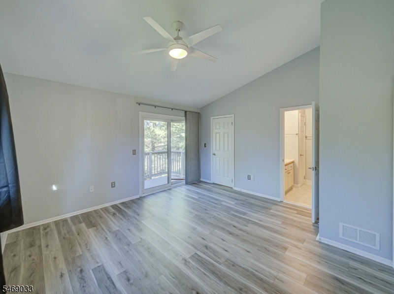 16 Cedar Court Raritan NJ 08822