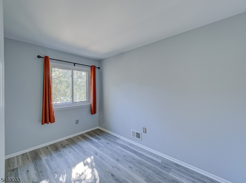 16 Cedar Court Raritan NJ 08822