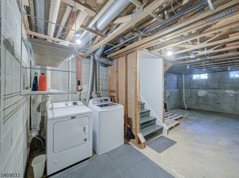 16 Cedar Court Raritan NJ 08822