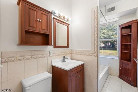 133 N Maple Avenue East Orange NJ 07017