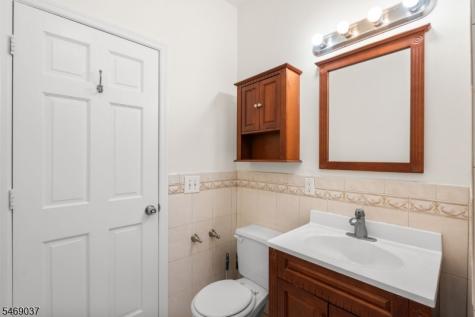 133 N Maple Avenue East Orange NJ 07017