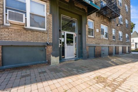 133 N Maple Avenue East Orange NJ 07017