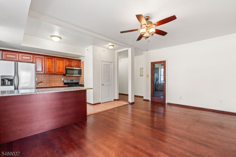 133 N Maple Avenue East Orange NJ 07017