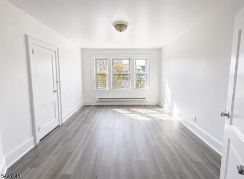 44 Treacy Avenue Newark NJ 07108
